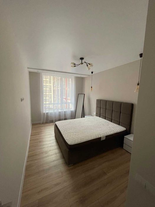 Оренда 3 кімнатної квартири в Новобудові