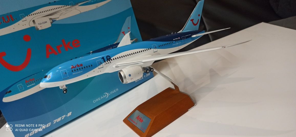 Model kolekcjonerski Boeing 787-8 TUI 1:200