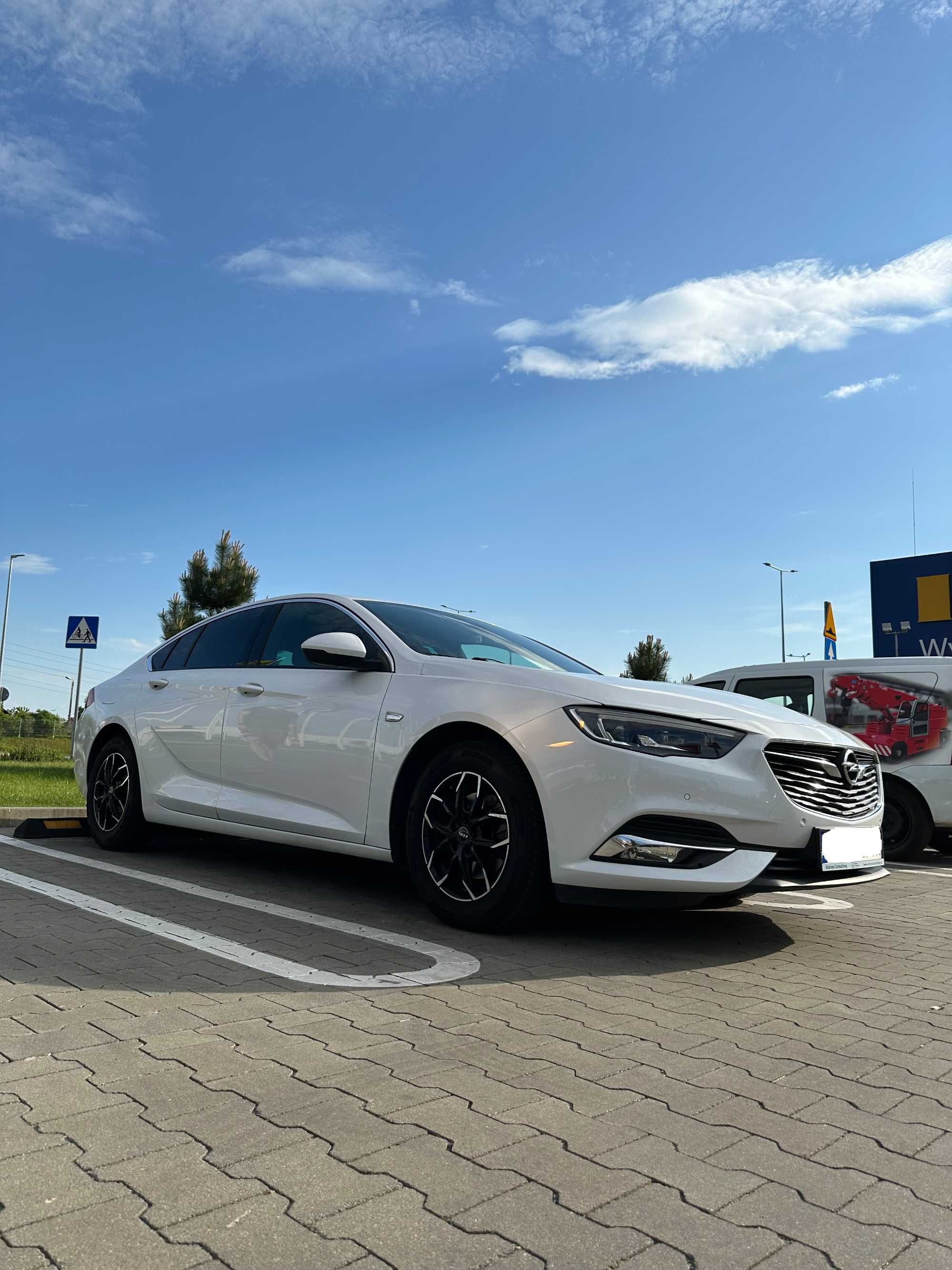 Cesja finansowania z wykupem bez baz BiK i KRD OPEL INSIGNIA 2019r.