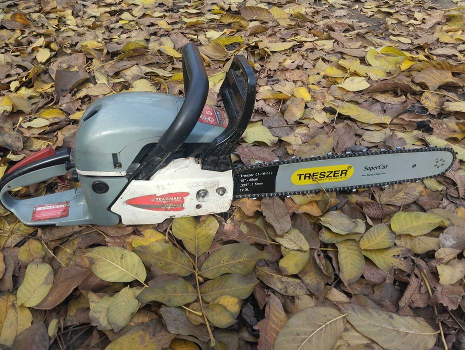 Бензопила по дереву