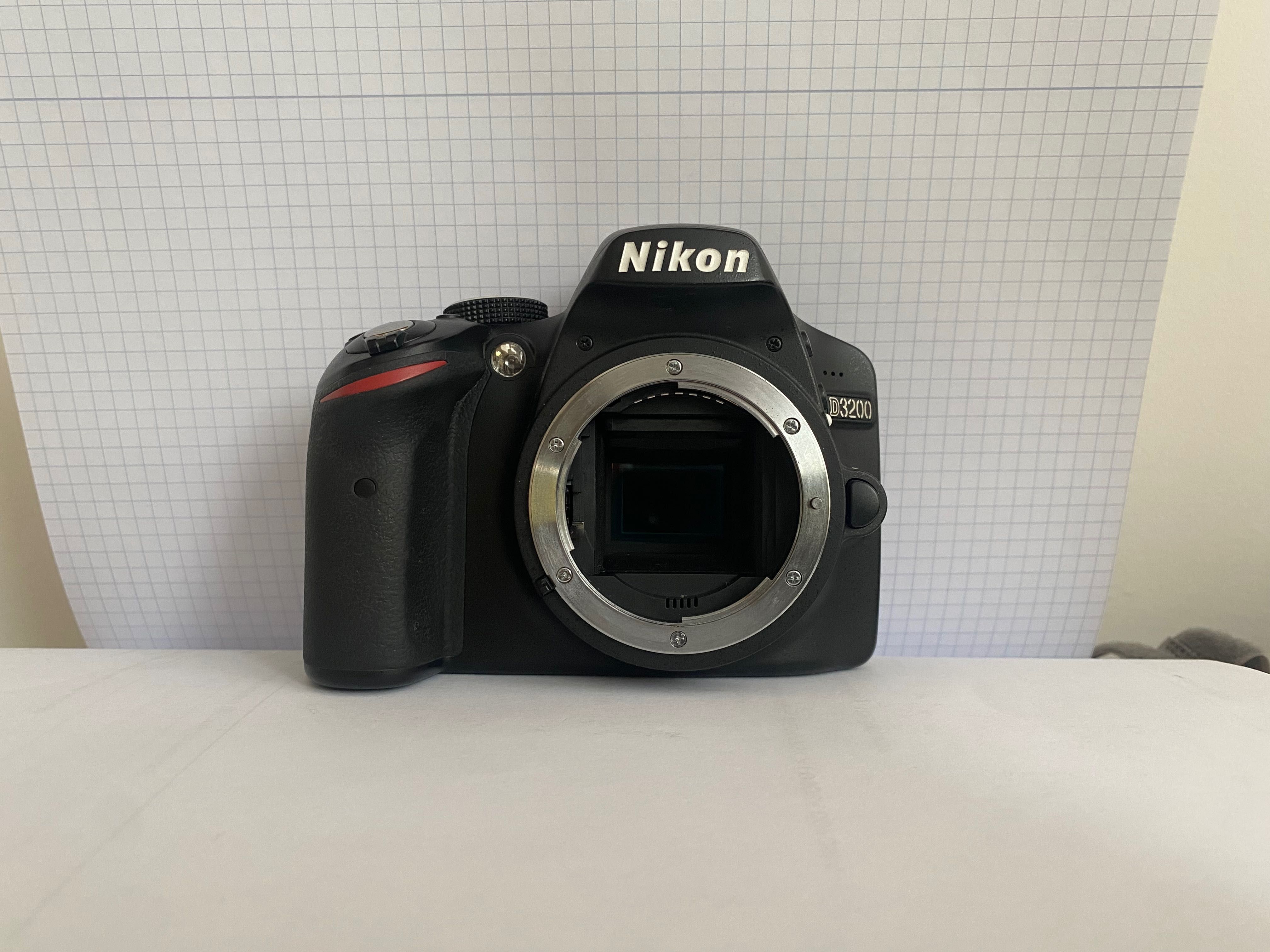 Lustrzanka Nikon D3200