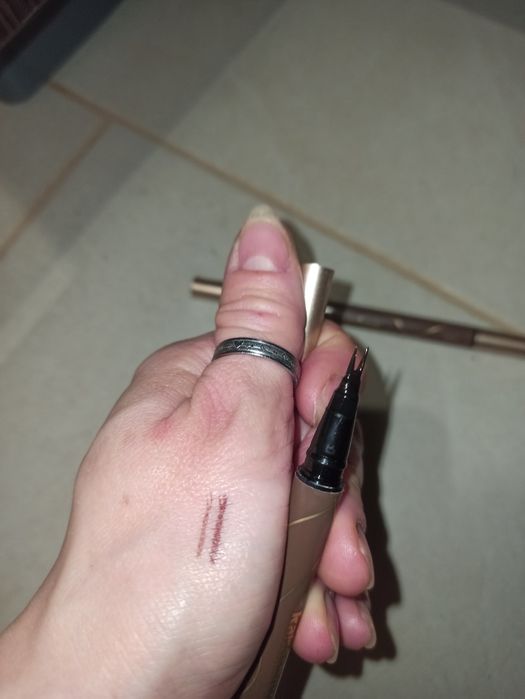 Liner do brwi nowy