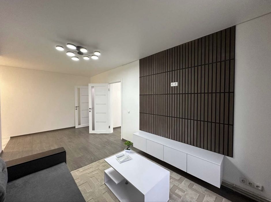 Продам 3 комн, АО, ремонт!