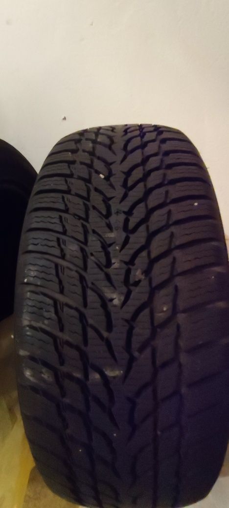 Opony zimowe Nokian snowproof 1