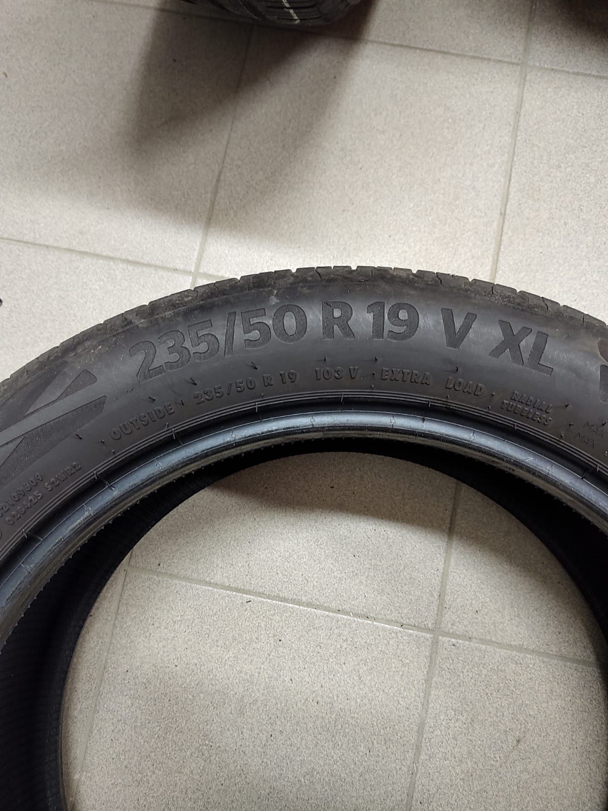 4 opony letnie 235/50 R19 V XL Continental