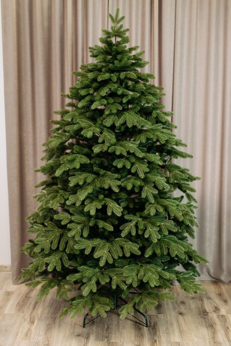 Ялинка лита,штучна ялинка