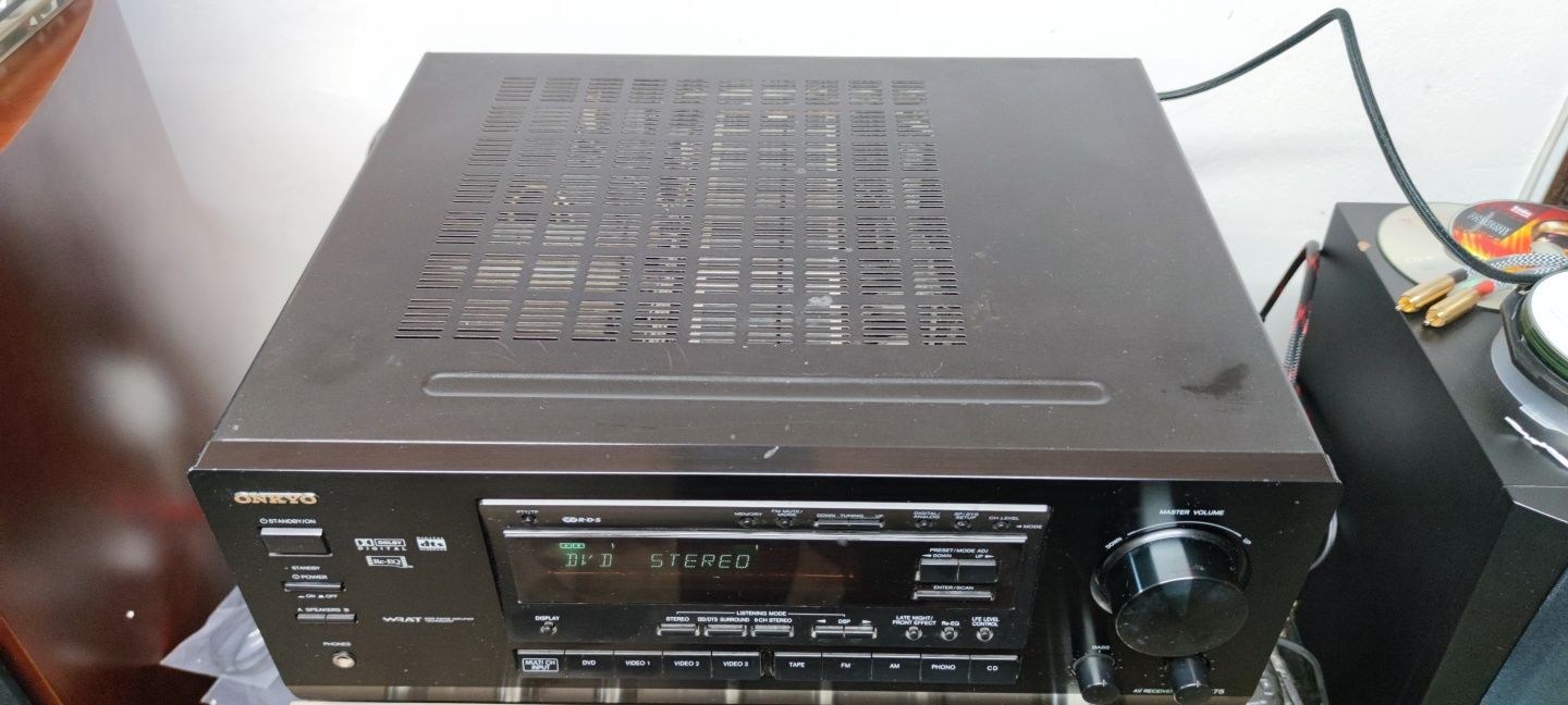 Wzmacniacz/Amplituner kina domowego Onkyo TX-DS575