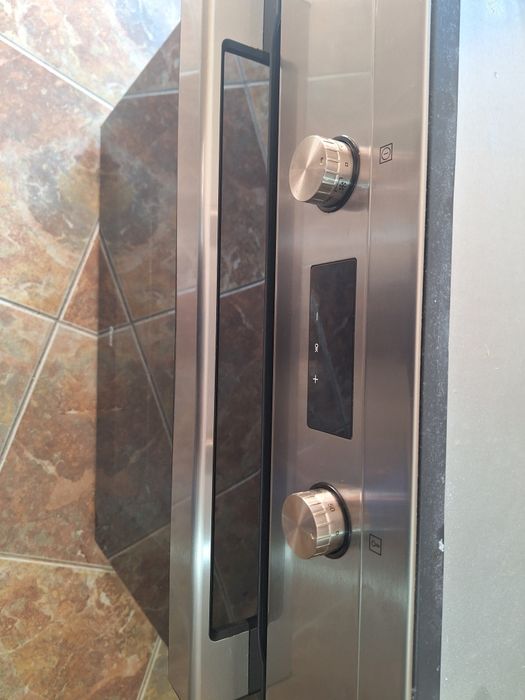 Forno de embutir Teka