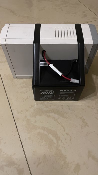 БесперебойникUPS для роутера батарея новая 12Ач