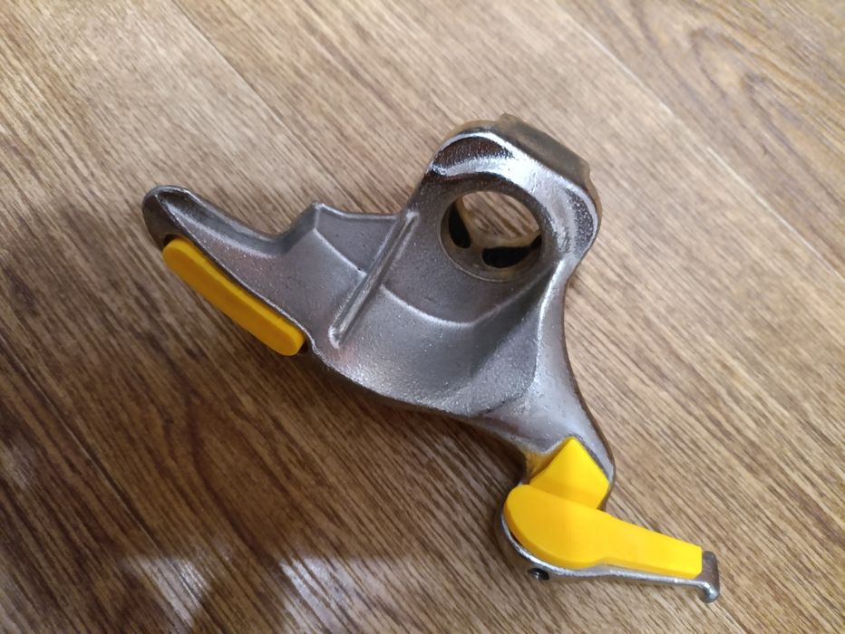 Головка шиномонтажная. Лапа шиномонтажного станка Новая