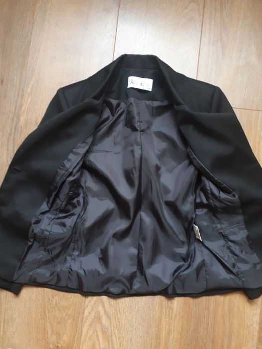 Продам школьный пиджак Турция р.128.