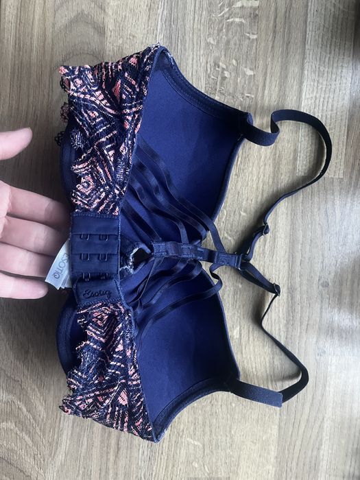 Biustonosz Esotiq 65D Push up