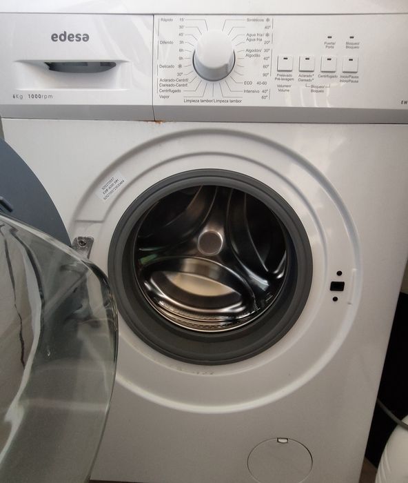 Máquina de lavar edesa