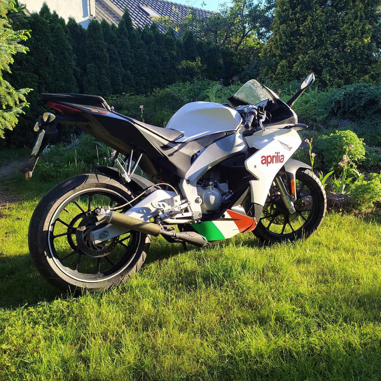 Motorower Aprilia RS4 50