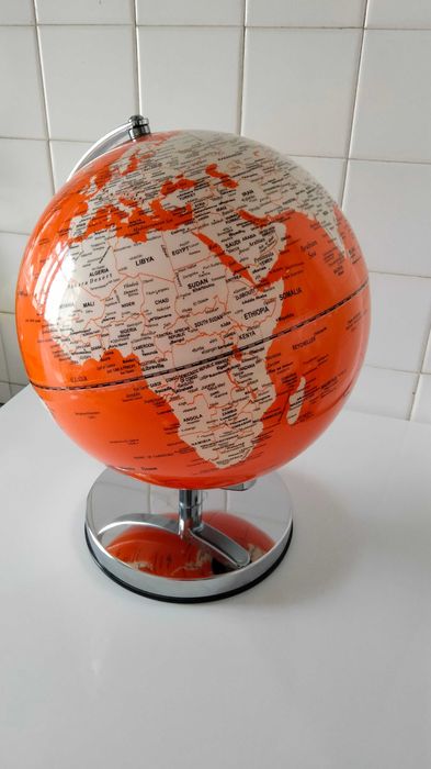 Globo terrestre vintage