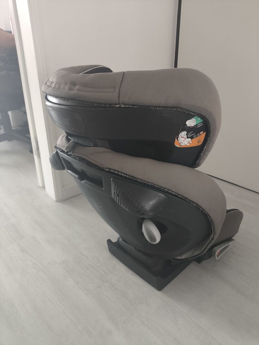 Cadeira auto para criança usado 15€