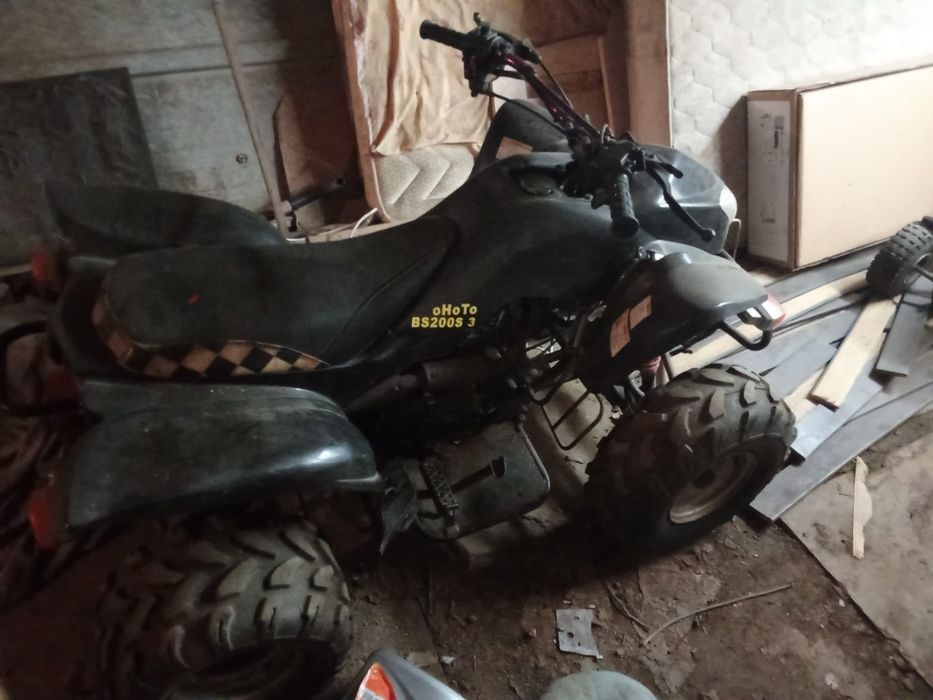 Moto 4  150 cilindrada