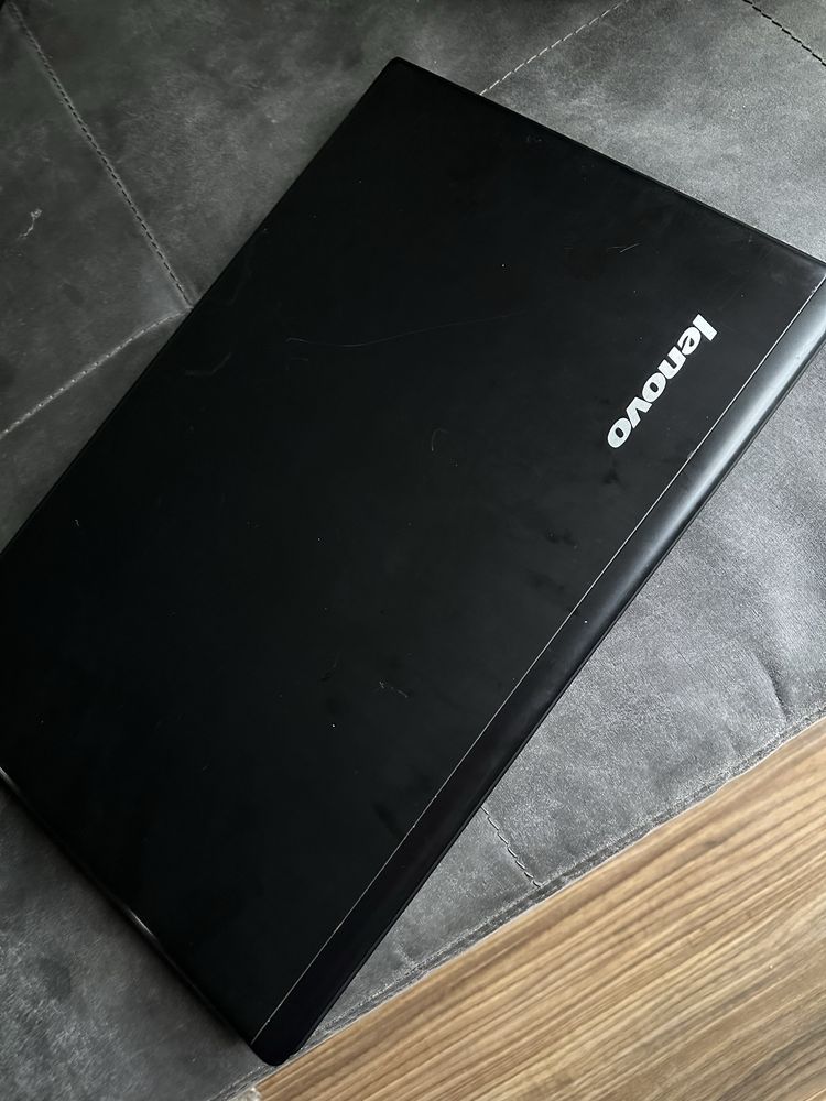 Laptop stan bdb - Lenovo Idea Pad Z 710 - 512GB  SSD - Intel Core i7