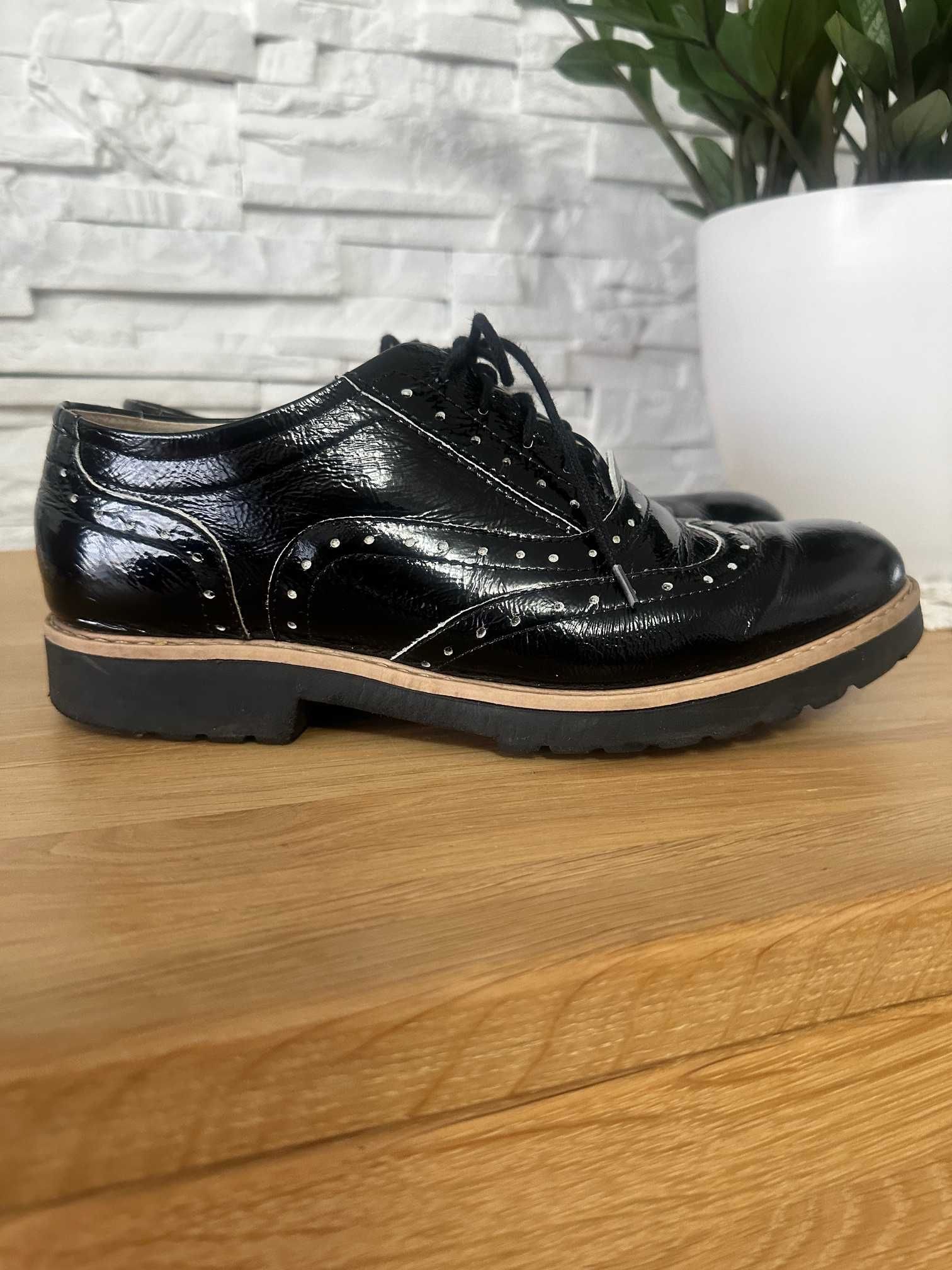 Półbuty oksfordki Zapato