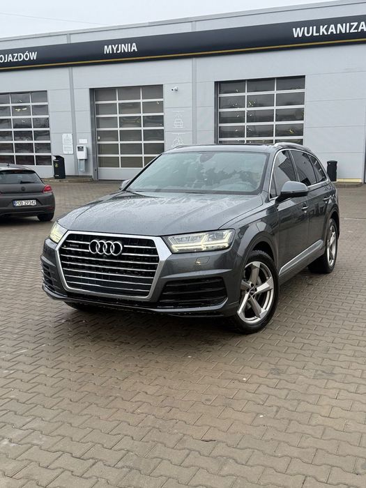Audi Q7 3.0 TFSI 333Km 7 osób ZAREJESTROWANY s line quattro