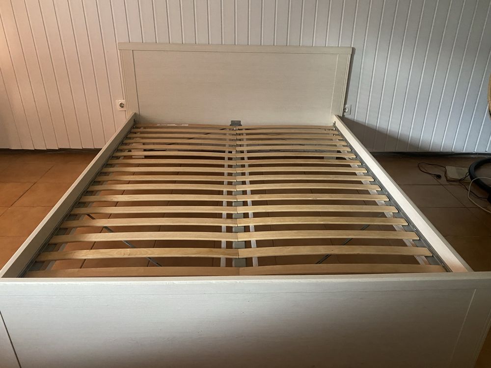 Cama casal  Branca Ikea