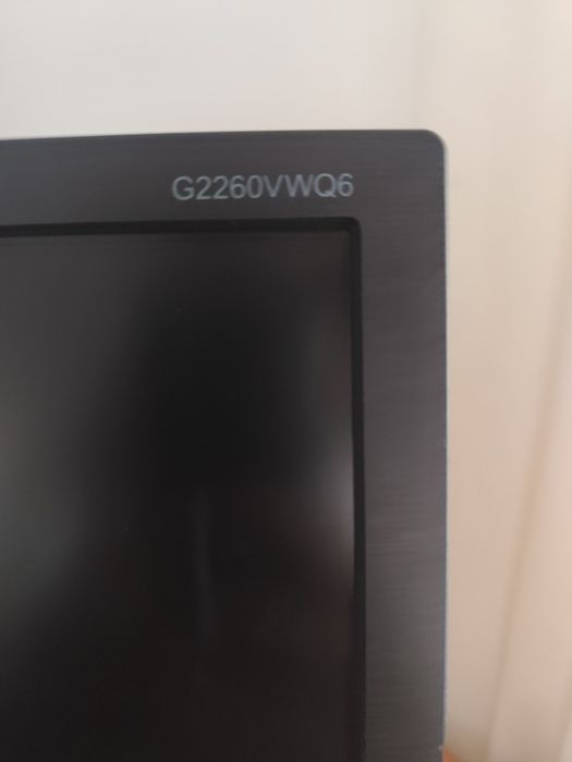 Monitor AOC para reparação