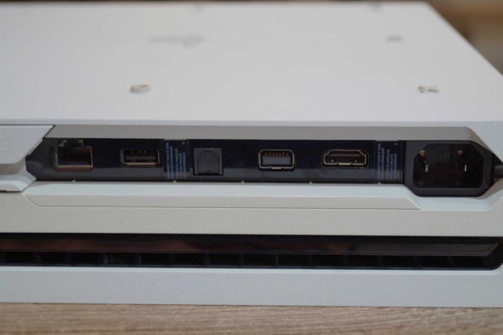 ГАРАНТІЯ Ігрова консоль Sony PlayStation 4 Pro White 1TB TVOYO