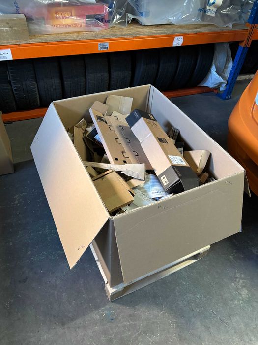 Makulatura, kartony - oddam za darmo