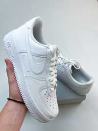 Оригінал! Кросівки Nike Air Force 1 білі (42,5/27 см) Нові в коробці!