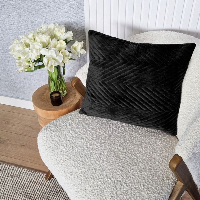 Poszewka na poduszę 50x60 Welurowa velvet pluszowa Jodełka Caden Czarn
