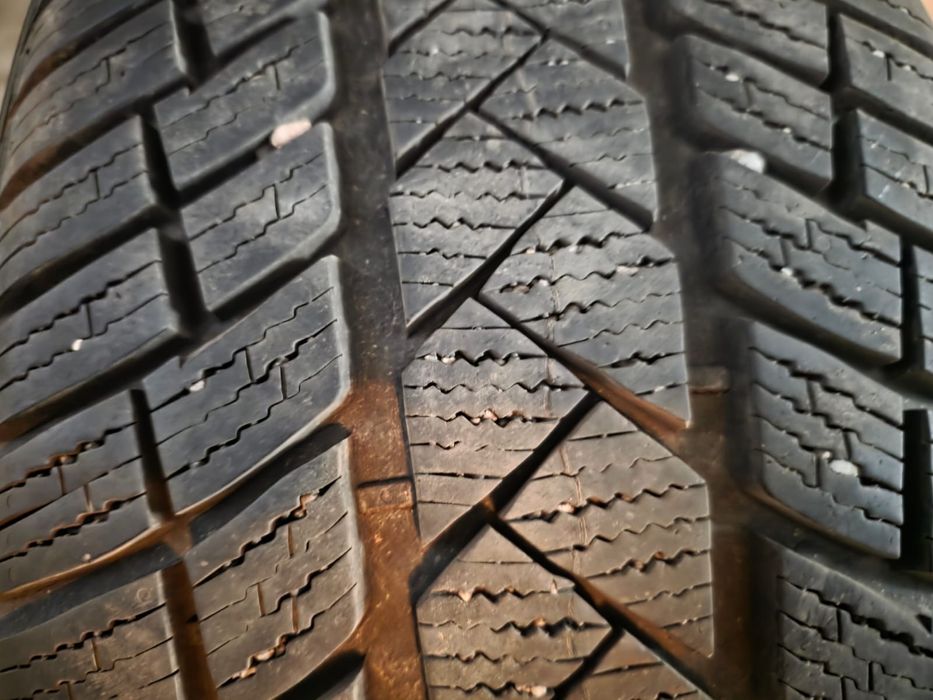 Opony zimowe Vredestein Wintrac Pro+ 235/45R20 100 V M+S