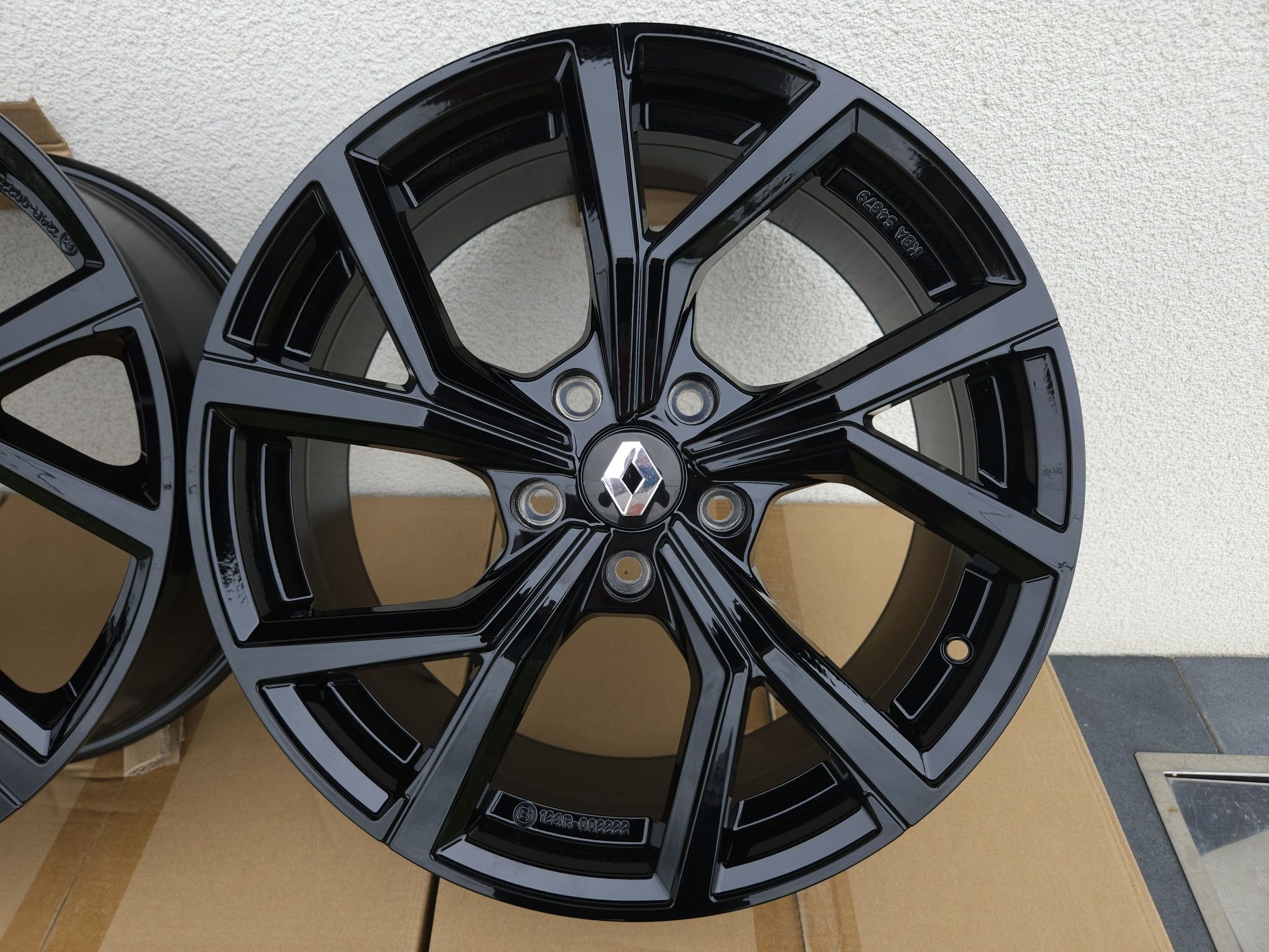 Renault 17 " Nowe Czarne 5x114,3 Captur Symbioz Koleos Arkana Austral