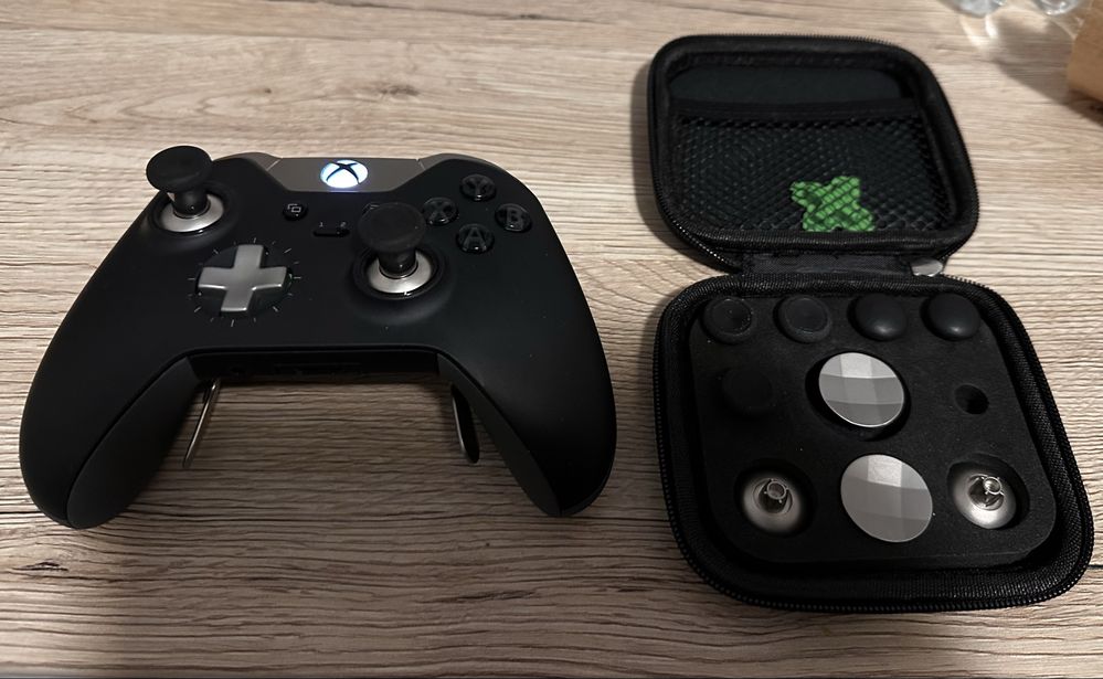 Xbox Elite Series 1 Wireless Controller