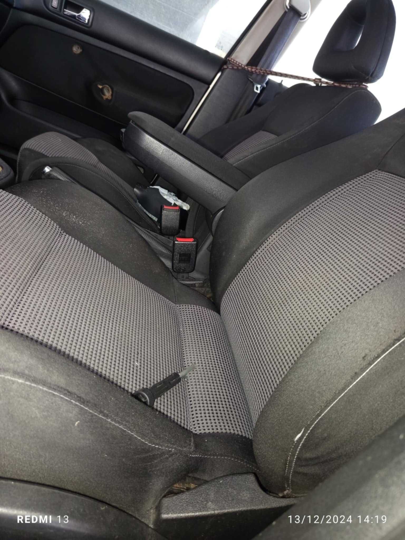 Para peças Volkswagen Golf IV SW 1.9TDI ano 1999