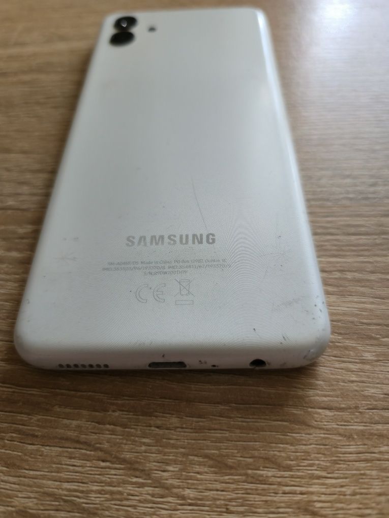 Samsung galaxy a04