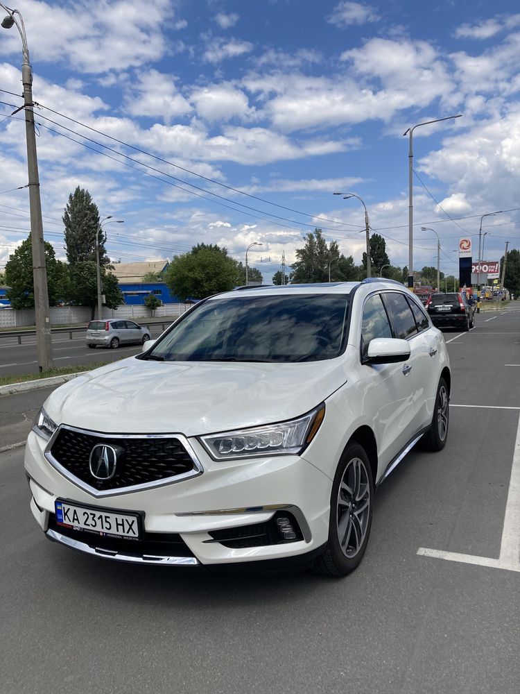 Автомобиль acura mdx