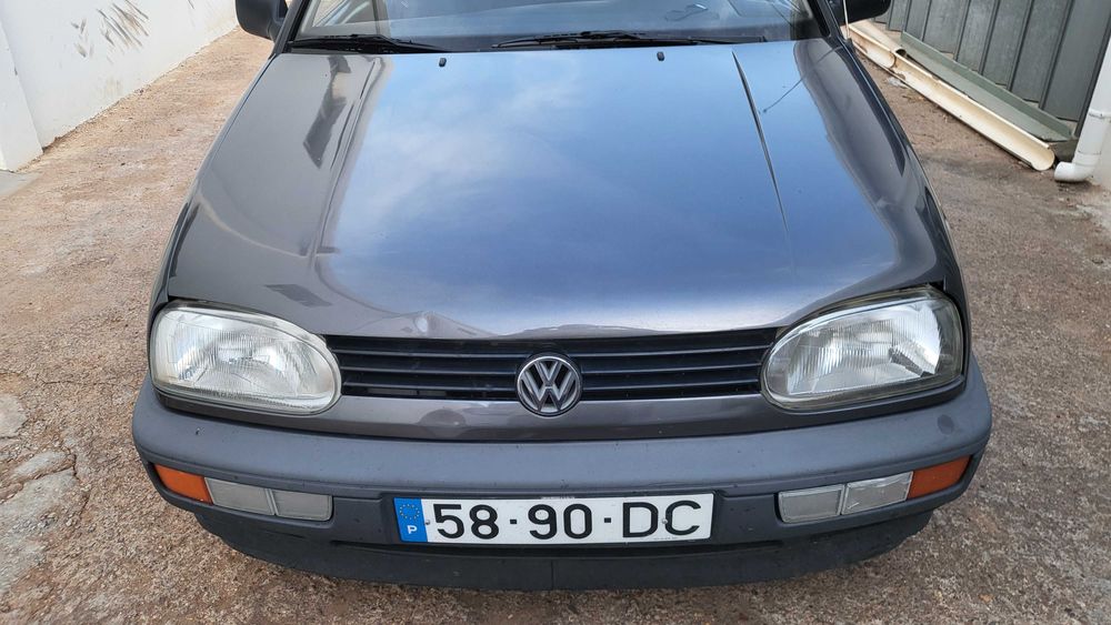 Vendo VW GOLF ..