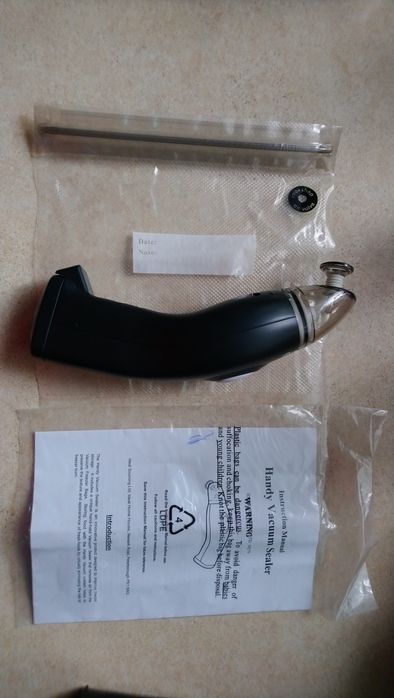 Ручний вакууматор