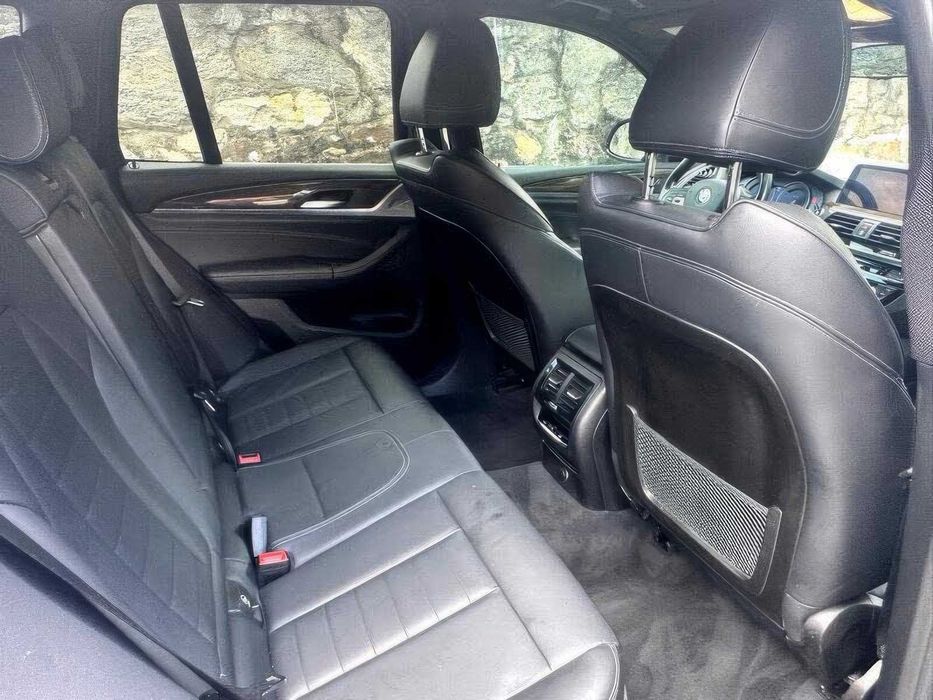 BMW X3 xDrive30i      2018