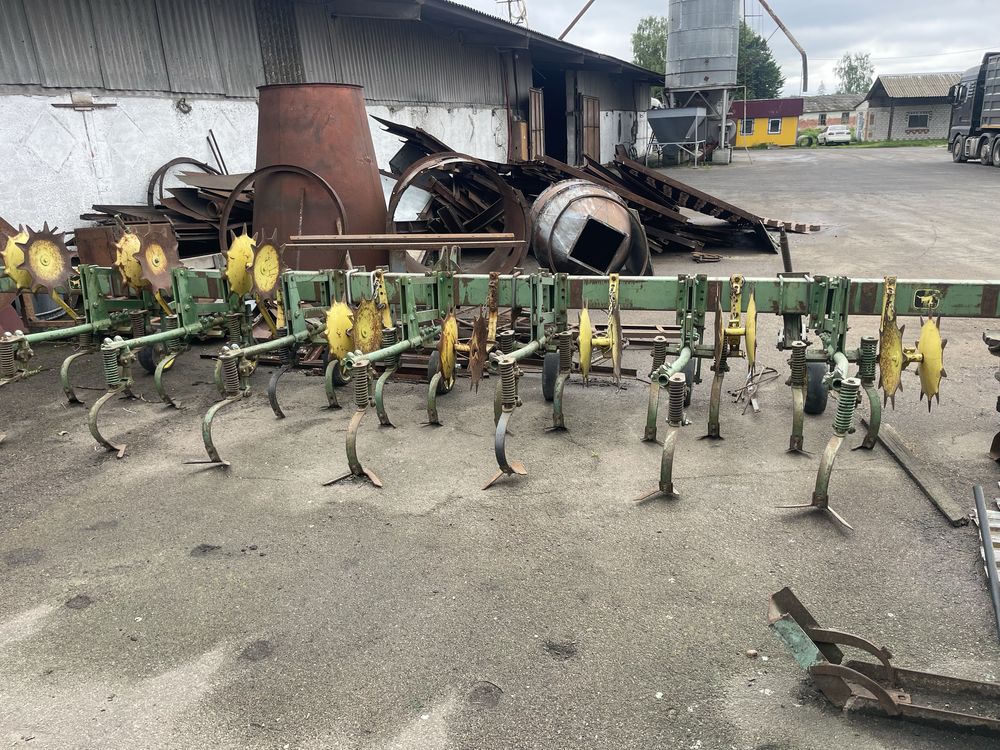 Культиватор просапний джон дір john deere