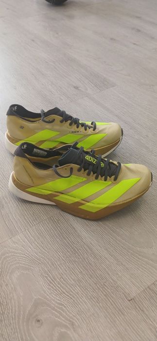 Продам Adizero Adios Pro 4.
Розмір: UK 5,5 / US 7 / EU 38 / JP 240
Одя