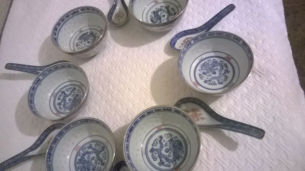 Conjunto de Taças com colheres Bago de Arroz Fabricado na China