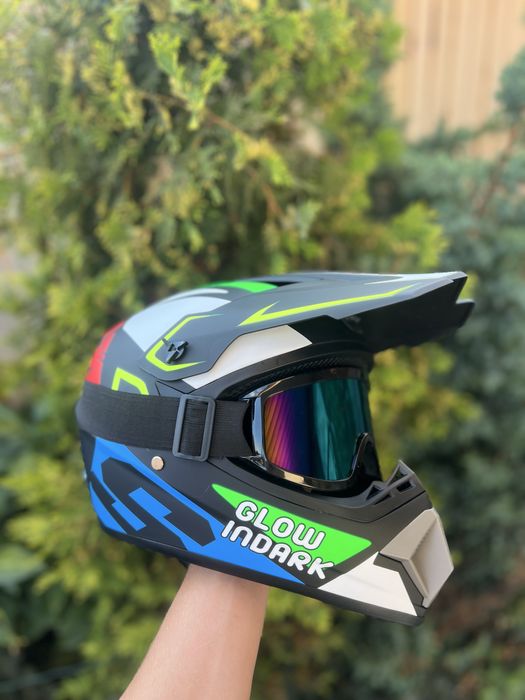 Продам новый эндуро шлем, мото шлем, вело шлем, шлем для мотоцикла