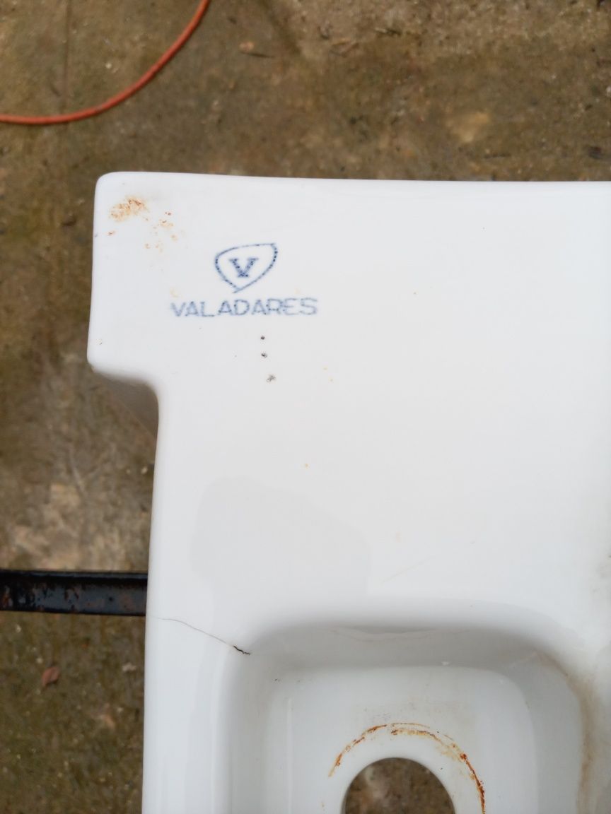 Vendo louça WC em bom estado