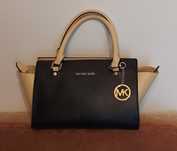 Продаётся женская сумка MICHAELKORS