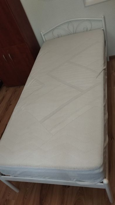 Ліжко металеве 90х200 з МАТРАЦОМ