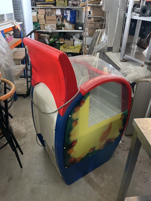 Refrigerador de bebida - Self Service