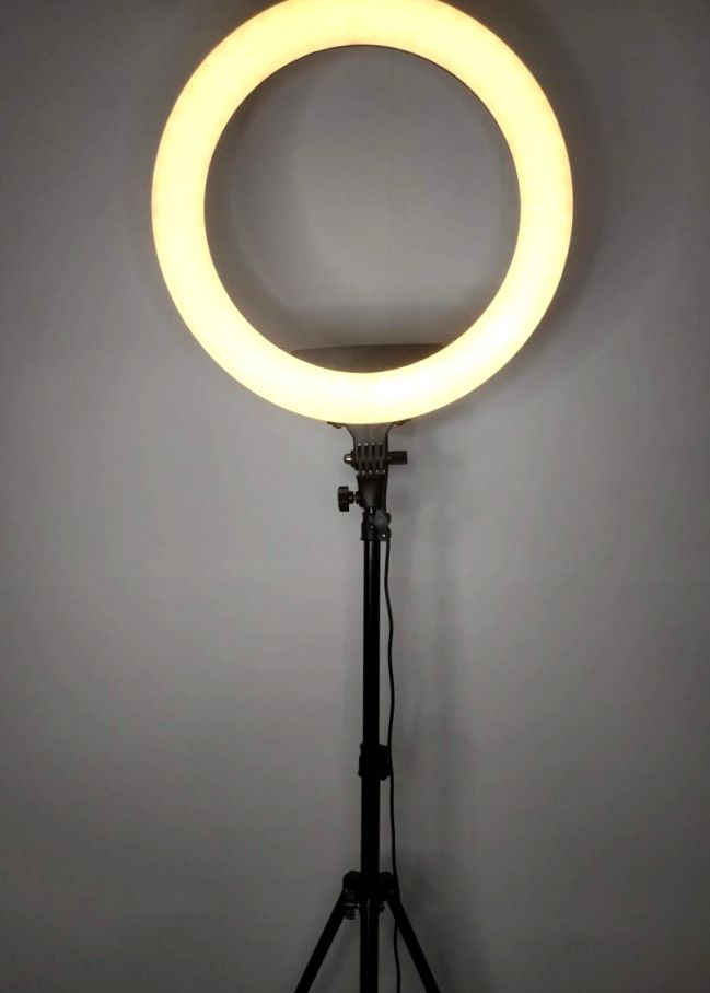 Кольцевая лампа 45 см со штативом для визажиста, косметолога