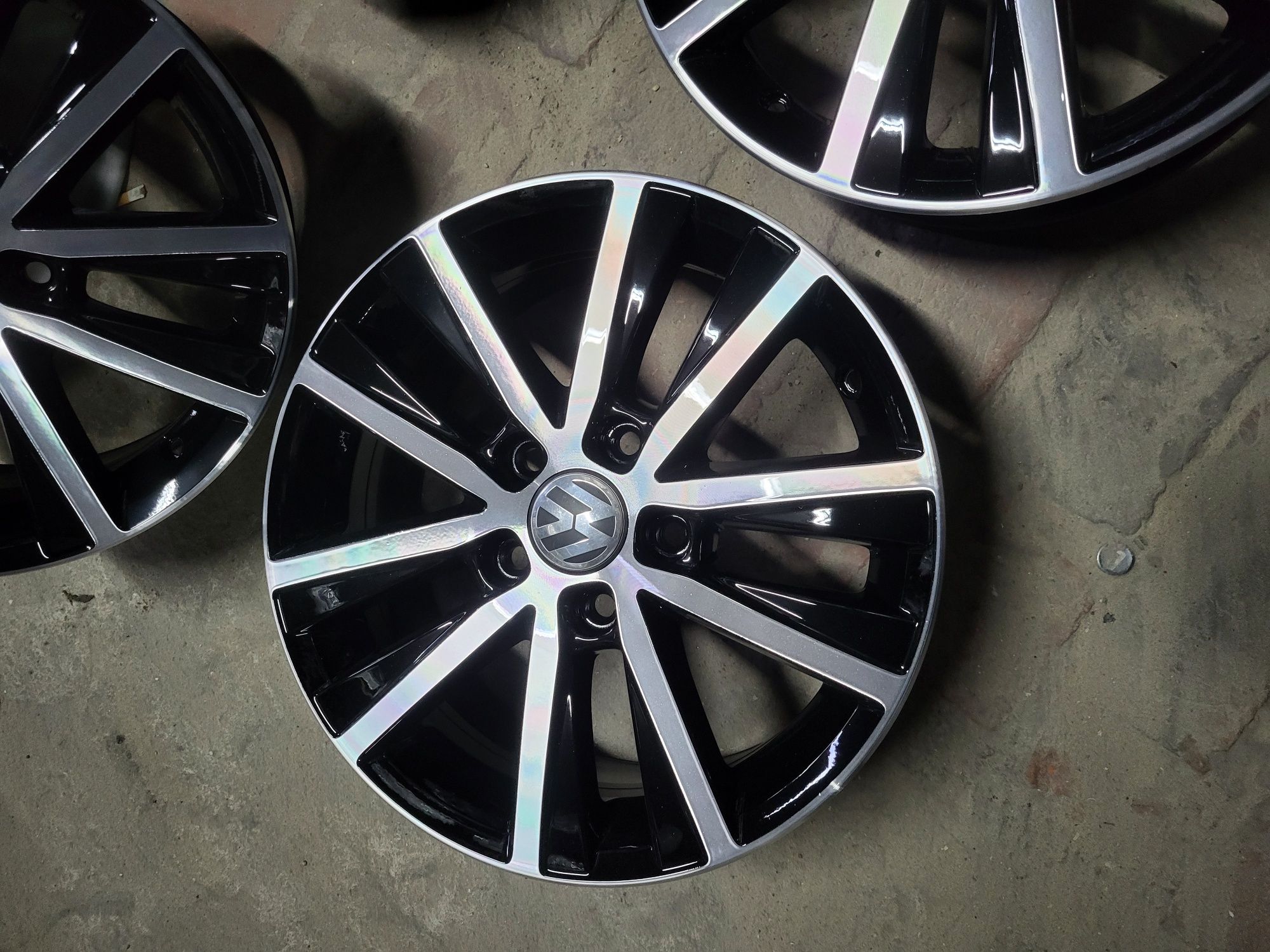 Felgi  16 5x112  Vw golf 5.6.7 turan Jetta caddy seat skoda audi