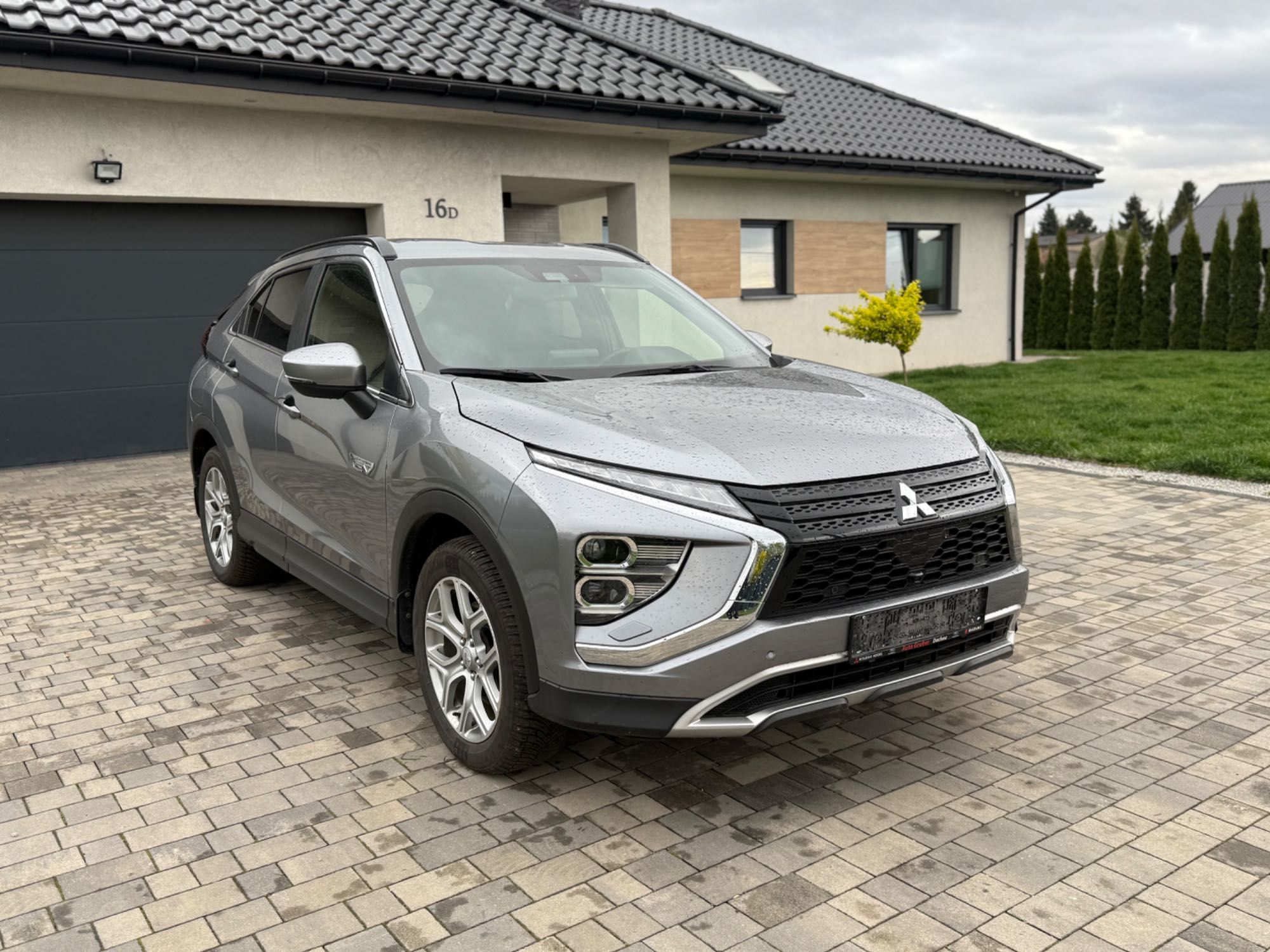 Mitsubishi Eclipse Cross 2.4 Hybryda Plug-in 4x4 31 000 km